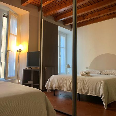 Studio Apartment Una Finestra Su Комо Экстерьер фото