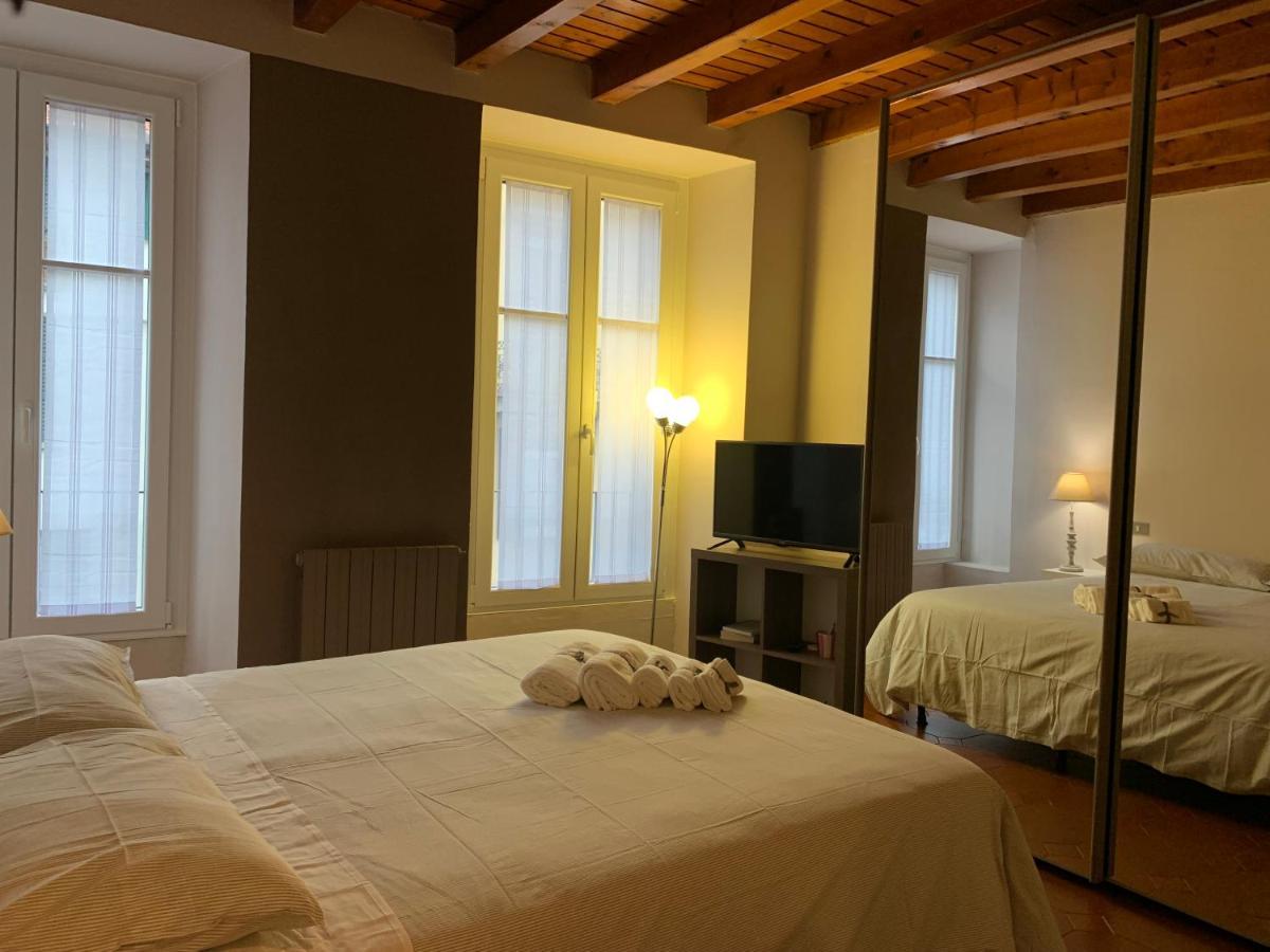 Studio Apartment Una Finestra Su Комо Экстерьер фото